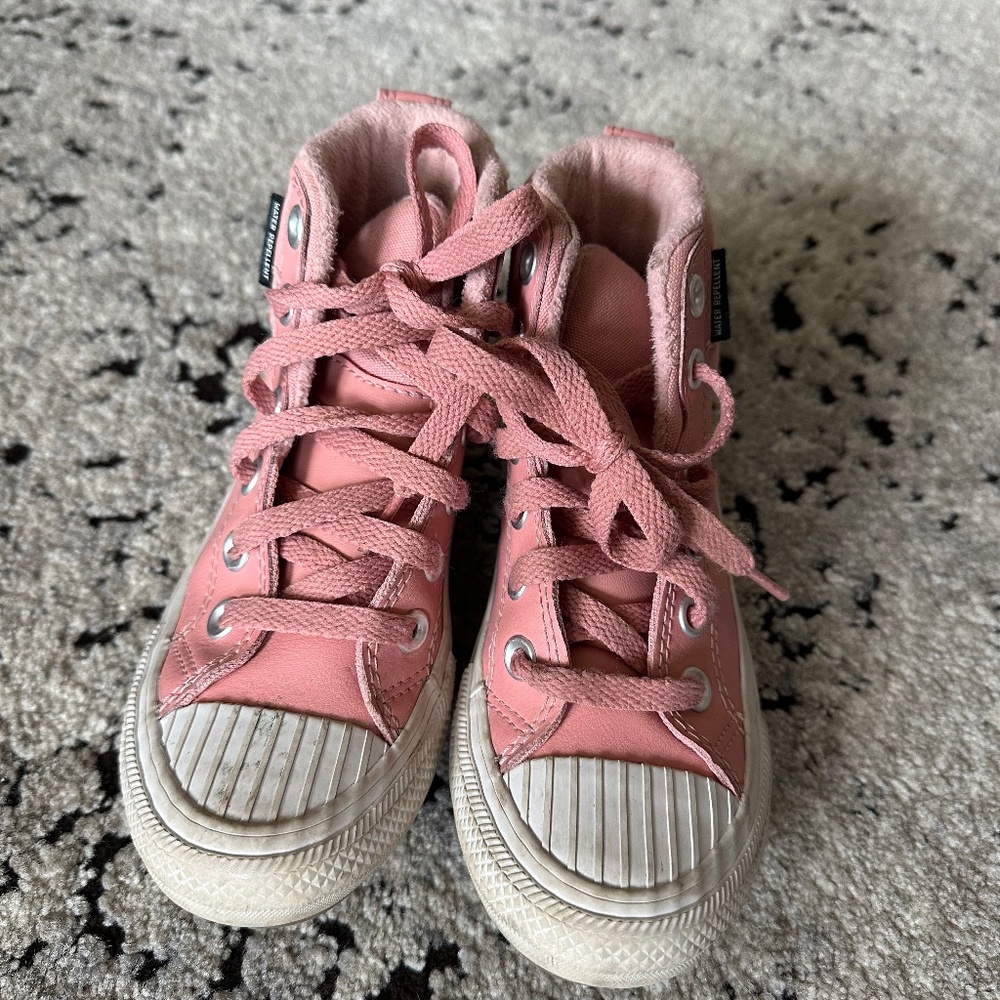 Girls High Top Converse All Star Chuck Taylors